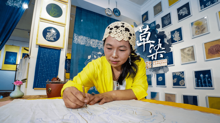 《王娟娟：守正创新 染无止境》