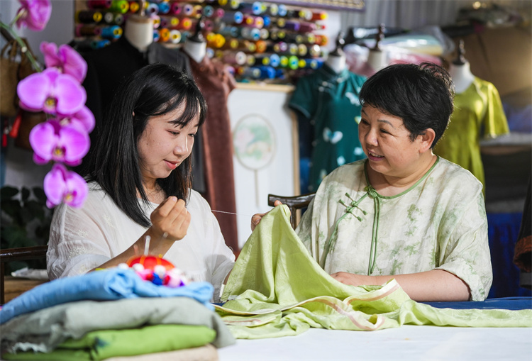 第18期唐式大袖衫制衣