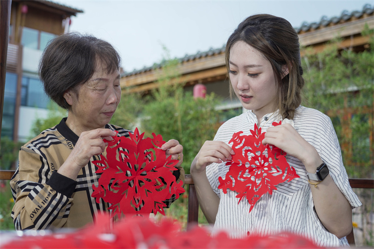 第49期洛宁剪纸